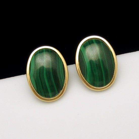 Vintage 14K Gold Malachite Beautiful Oval Earrings